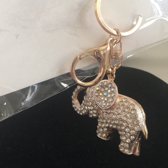 Elephant Keychain - Picture 2 of 5